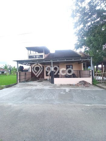 Lokasi strategis! Rumah siap huni disewakan di Banguntapan LB 80m2 Lokasi strategis! Rumah siap huni disewakan di Banguntapan LB 80m2