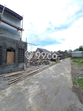 Lahan Kosong Dijual di Bantul dengan Area 92m2 Lahan Kosong Dijual di Bantul dengan Area 92m2