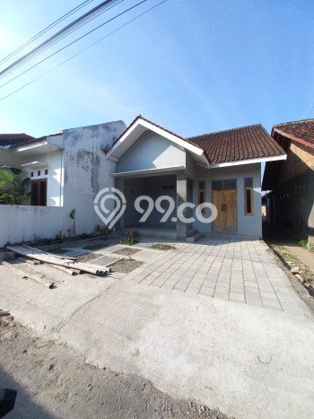 Dijual Cepat Rumah Bagus Siap Huni LB 90m2 di Berbah, Sleman Dijual Cepat Rumah Bagus Siap Huni LB 90m2 di Berbah, Sleman