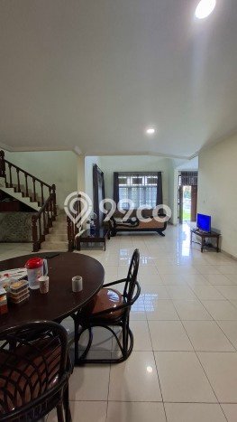 Dijual Rumah Mewah Elegan Dengan View Eksklusif di Pondok Cabe, Tangerang Dijual Rumah Mewah Elegan Dengan View Eksklusif di Pondok Cabe, Tangerang