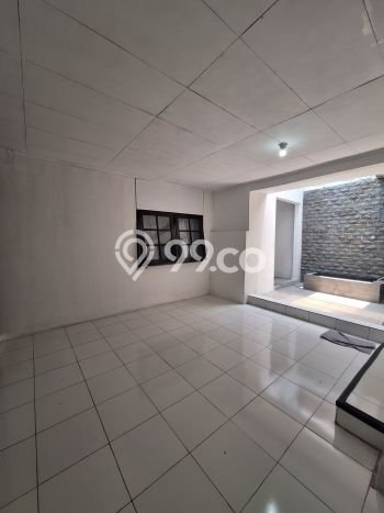 Ready to Use! Luxury House LT 240m2 Desain Elegan di Bintaro Ready to Use! Luxury House LT 240m2 Desain Elegan di Bintaro