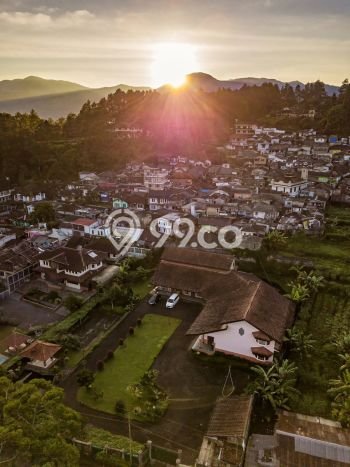 KESEMPATAN EMAS! Vila Kawasan Cisarua, Ukuran 3158m2m², Area Berkembang dengan nilai naik KESEMPATAN EMAS! Vila Kawasan Cisarua, Ukuran 3158m2m², Area Berkembang dengan nilai naik
