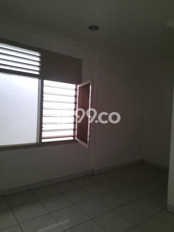 Hunian Mewah Siap Huni LT 277m2 di Kebayoran Baru, Jakarta Selatan Hunian Mewah Siap Huni LT 277m2 di Kebayoran Baru, Jakarta Selatan
