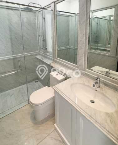 Rumah Elit Modern Tanpa Renovasi di Panglima Polim Jakarta Selatan Rumah Elit Modern Tanpa Renovasi di Panglima Polim Jakarta Selatan