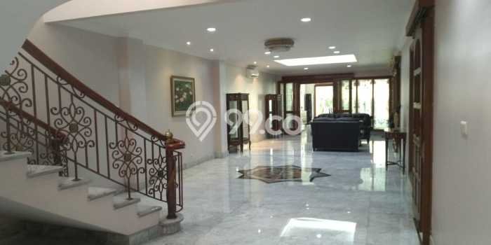 Dijual Hunian Mewah dengan Fasilitas Sekitar Lengkap di Menteng, Jakarta Pusat Dijual Hunian Mewah dengan Fasilitas Sekitar Lengkap di Menteng, Jakarta Pusat