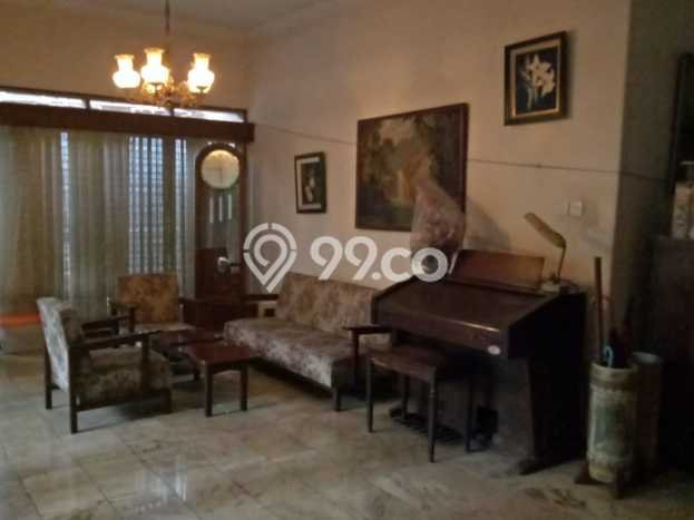 Best Deal Hunian Mewah Ideal dan Luas di Menteng, Jakarta Pusat Best Deal Hunian Mewah Ideal dan Luas di Menteng, Jakarta Pusat