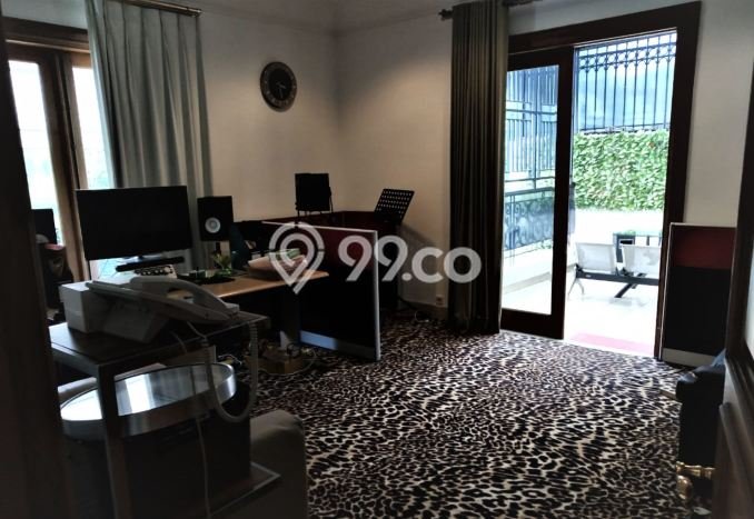 For Sale Rumah Elit Exclusive di Menteng, Jakarta Pusat For Sale Rumah Elit Exclusive di Menteng, Jakarta Pusat