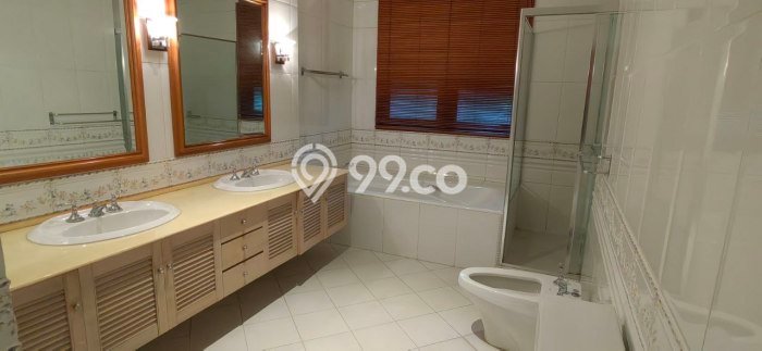 Hot Offer Hunian Premium Ideal dan Luas di Menteng, Jakarta Pusat Hot Offer Hunian Premium Ideal dan Luas di Menteng, Jakarta Pusat