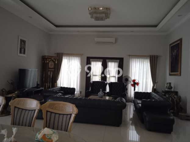 Siap Huni Rumah Mewah 4 Kamar di Menteng Dekat ke Mana Saja Siap Huni Rumah Mewah 4 Kamar di Menteng Dekat ke Mana Saja