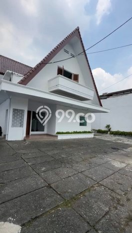 Siap Huni Hunian Elit 4 Kamar di Menteng Dekat ke Mana Saja Siap Huni Hunian Elit 4 Kamar di Menteng Dekat ke Mana Saja