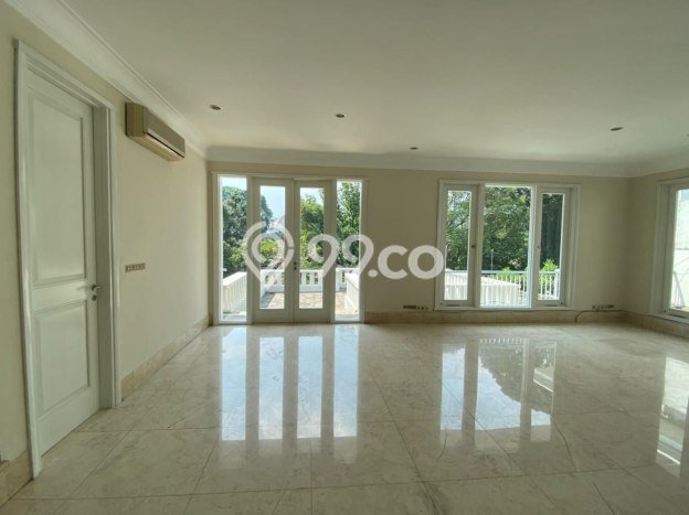 Disewakan Rumah Modern di Menteng Harga Rp 2,2 Miliar/ Tahun Disewakan Rumah Modern di Menteng Harga Rp 2,2 Miliar/ Tahun