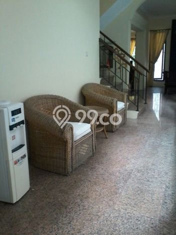 Disewakan Hunian Konsep Minimalis di Menteng Jakarta Pusat dengan 4 KT Disewakan Hunian Konsep Minimalis di Menteng Jakarta Pusat dengan 4 KT