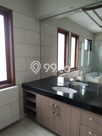 Sewa Rumah Bagus di Kebayoran Baru Harga Rp 615 Juta/ Tahun Sewa Rumah Bagus di Kebayoran Baru Harga Rp 615 Juta/ Tahun