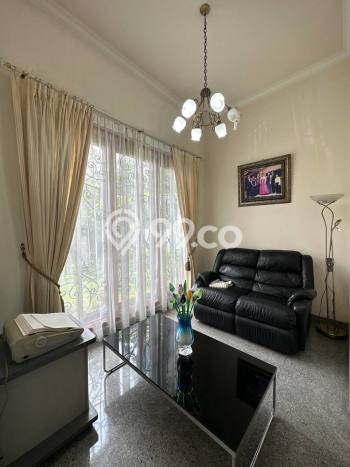 Siap Huni Rumah Mewah 3 Kamar di Menteng Dekat ke Mana Pun Siap Huni Rumah Mewah 3 Kamar di Menteng Dekat ke Mana Pun