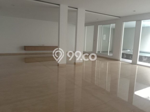 Sewa Rumah Nyaman di Kuningan LT 400m2 / LB 600m2 Siap Huni Sewa Rumah Nyaman di Kuningan LT 400m2 / LB 600m2 Siap Huni