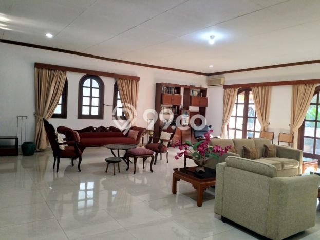 For Sale! Luxury House LT 915m2 Desain Modern di Radio Dalam For Sale! Luxury House LT 915m2 Desain Modern di Radio Dalam