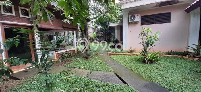 Jual Rumah Luas Megah Dengan View Eksklusif di Cipulir, Jakarta Selatan Jual Rumah Luas Megah Dengan View Eksklusif di Cipulir, Jakarta Selatan