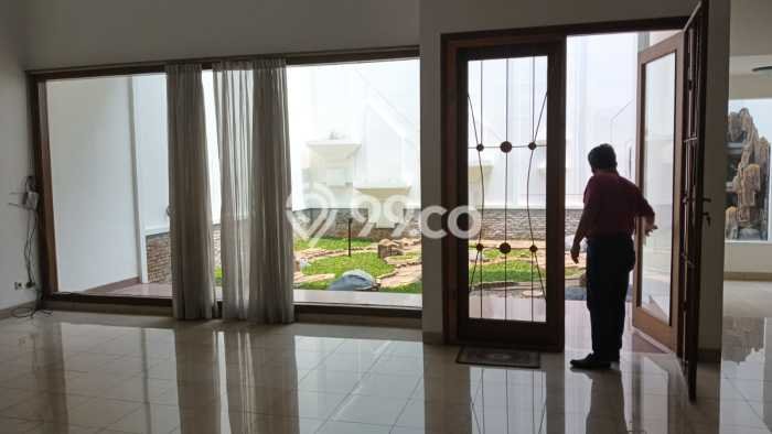 Sewa cepat rumah minimalis strategis 4 Kamar di Kelapa Gading, Jakarta Utara Sewa cepat rumah minimalis strategis 4 Kamar di Kelapa Gading, Jakarta Utara