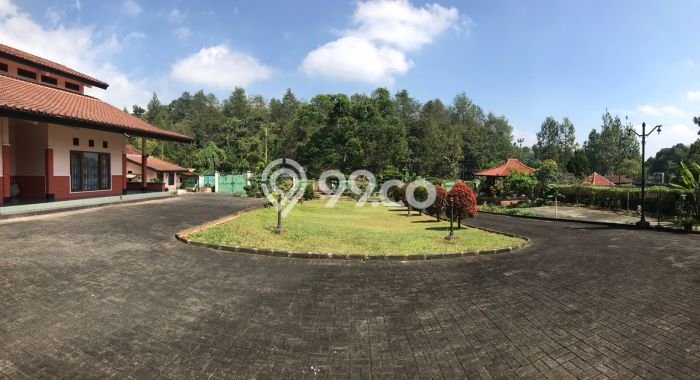 KESEMPATAN EMAS! Vila Kawasan Cisarua, Ukuran 3158m2m², Area Berkembang dengan nilai naik KESEMPATAN EMAS! Vila Kawasan Cisarua, Ukuran 3158m2m², Area Berkembang dengan nilai naik
