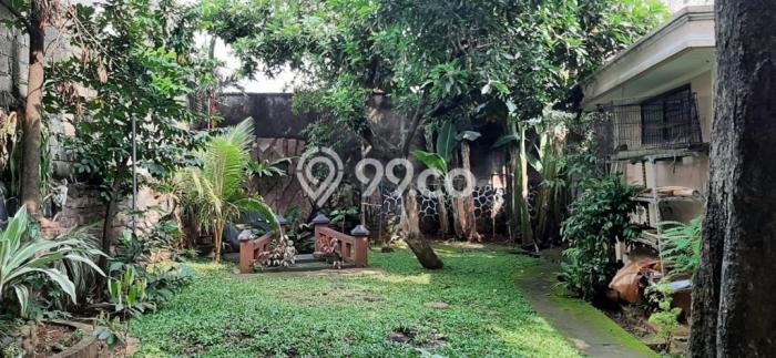Jual Rumah Luas Megah Dengan View Eksklusif di Cipulir, Jakarta Selatan Jual Rumah Luas Megah Dengan View Eksklusif di Cipulir, Jakarta Selatan