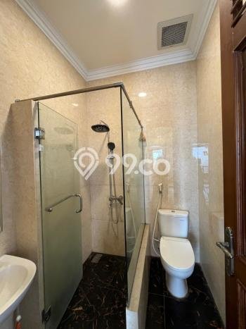 Siap Huni Hunian Elit 6 Kamar di Tegalrejo Dekat ke Mana Saja Siap Huni Hunian Elit 6 Kamar di Tegalrejo Dekat ke Mana Saja