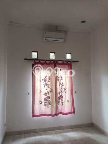Rumah Modern Cantik 2 KT Siap Huni di Mantrijeron Rumah Modern Cantik 2 KT Siap Huni di Mantrijeron