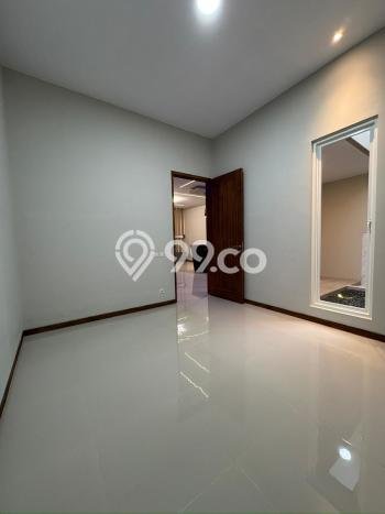 Rumah Modern Minimalis 4 Kamar Bisa Langsung Pindah di Kalasan Rumah Modern Minimalis 4 Kamar Bisa Langsung Pindah di Kalasan