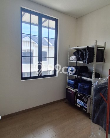 Rumah Kontrakan Tangerang LT 77m2 LB 96m2 Kawasan Suvarna Sutera Rumah Kontrakan Tangerang LT 77m2 LB 96m2 Kawasan Suvarna Sutera