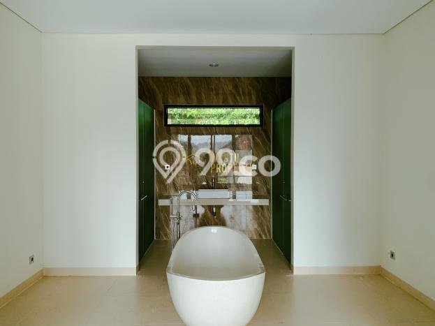 FOR SALE! Vila Kawasan Kasihan, Luas 281m2m², Akses Mudah Pusat Kota FOR SALE! Vila Kawasan Kasihan, Luas 281m2m², Akses Mudah Pusat Kota