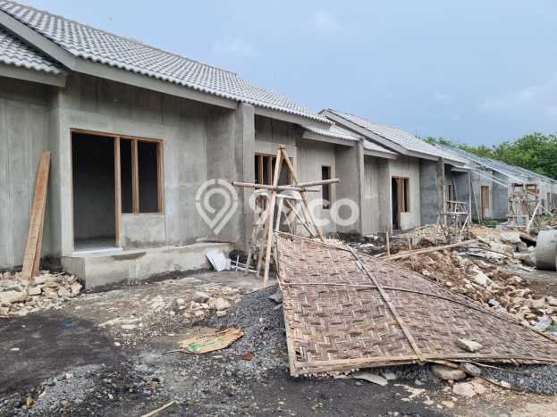 Hunian Strategis 2 KT LB 30m2 Kondisi Bagus di Bambanglipuro Hunian Strategis 2 KT LB 30m2 Kondisi Bagus di Bambanglipuro