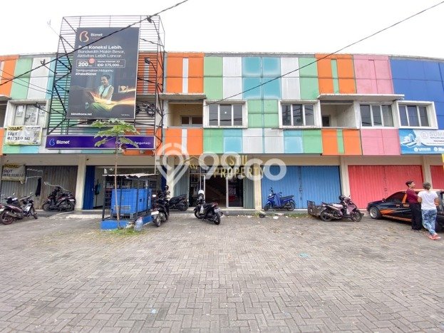 Area Ramai! Ruko Dijual di Sewon untuk Bisnis Luas Bangunan 125m2 Area Ramai! Ruko Dijual di Sewon untuk Bisnis Luas Bangunan 125m2