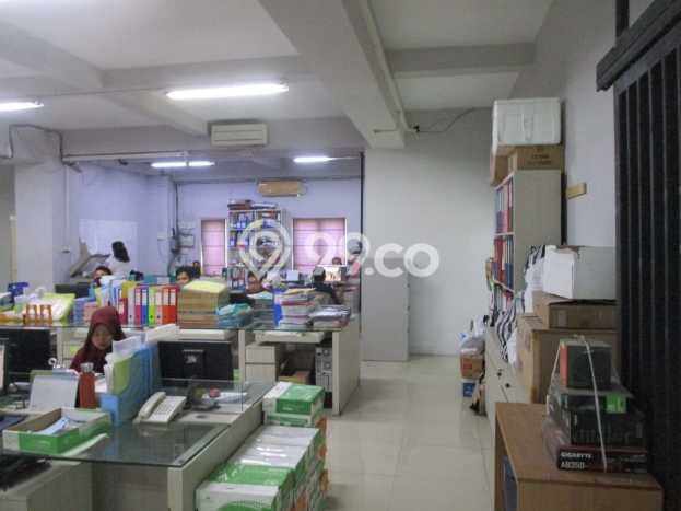Ruko Dijual di Sleman LT 337m2 & LB 753m2 Lokasi Terbaik! Ruko Dijual di Sleman LT 337m2 & LB 753m2 Lokasi Terbaik!