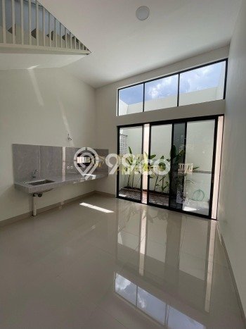 Jual Rumah Bagus Siap Huni LB 180m2 di Depok, Sleman Jual Rumah Bagus Siap Huni LB 180m2 di Depok, Sleman