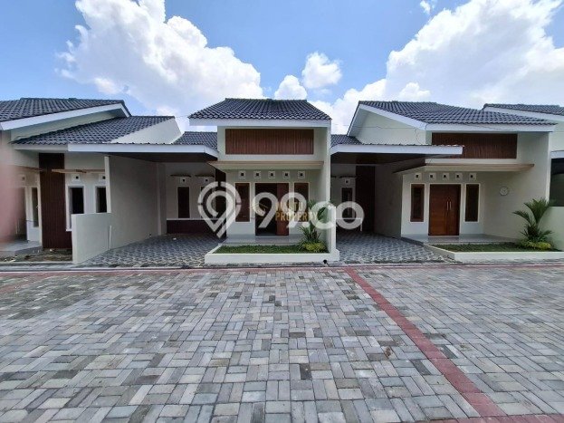 Rumah Modern Cantik 3 Kamar Siap Huni di Kalasan Rumah Modern Cantik 3 Kamar Siap Huni di Kalasan