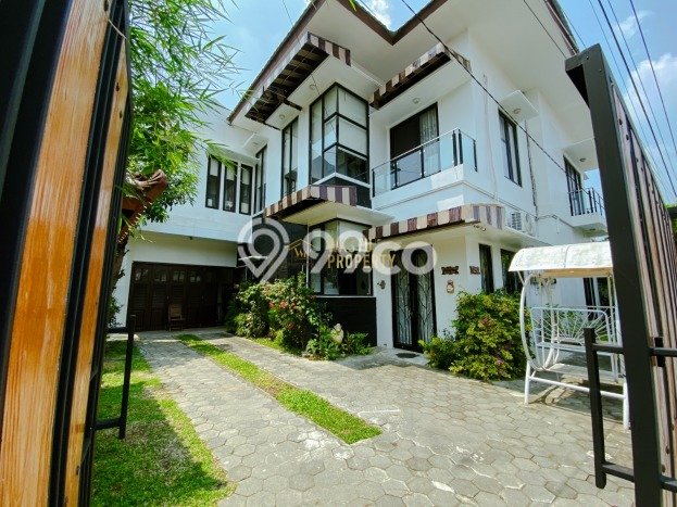 Dijual Rumah Premium dengan Fasilitas Sekitar Lengkap di Gondokusuman, Yogyakarta Dijual Rumah Premium dengan Fasilitas Sekitar Lengkap di Gondokusuman, Yogyakarta