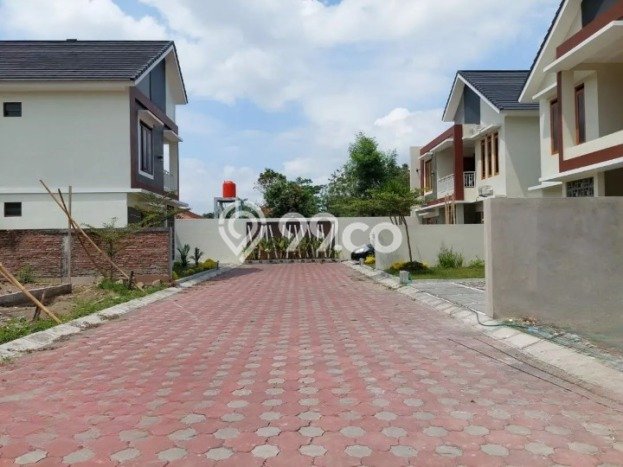 Hunian Cantik Modern Lb 134m2 di Kalasan, Sleman Hunian Cantik Modern Lb 134m2 di Kalasan, Sleman