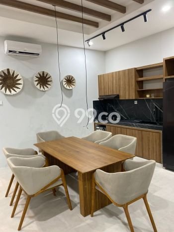 FOR SALE! Vila Kawasan , Luas 135m2m², Akses Mudah Fasilitas Umum FOR SALE! Vila Kawasan , Luas 135m2m², Akses Mudah Fasilitas Umum