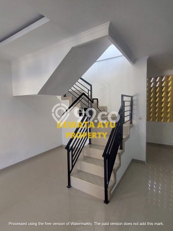 Rumah di Renon, 4 KT, Dekat Rumah Sakit, Luas 92m2m² Bangunan 160m2m² Rumah di Renon, 4 KT, Dekat Rumah Sakit, Luas 92m2m² Bangunan 160m2m²