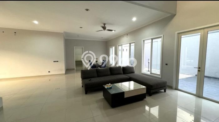 Jual Rumah Luas Elegan Dengan View Cantik di Gading Serpong Pondok Hijau Golf, Tangerang Jual Rumah Luas Elegan Dengan View Cantik di Gading Serpong Pondok Hijau Golf, Tangerang
