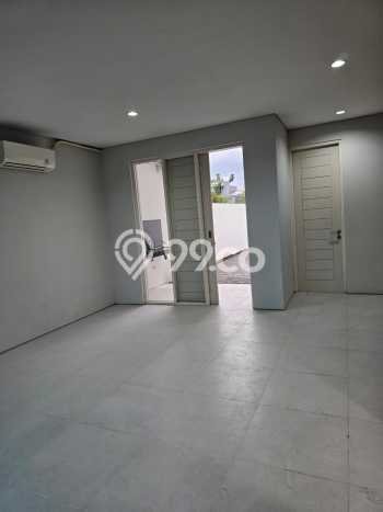 Rumah Strategis Minimalis Lb 97m2 di Wiyung, Surabaya Rumah Strategis Minimalis Lb 97m2 di Wiyung, Surabaya