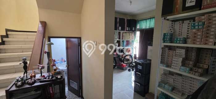 Dijual Hunian Mewah dengan Fasilitas Sekitar Lengkap di Wiyung, Surabaya Dijual Hunian Mewah dengan Fasilitas Sekitar Lengkap di Wiyung, Surabaya