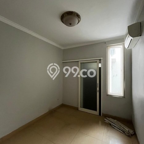 Dijual Rumah Premium dengan Fasilitas Sekitar Lengkap di Wiyung, Surabaya Dijual Rumah Premium dengan Fasilitas Sekitar Lengkap di Wiyung, Surabaya