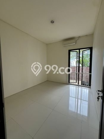 Hunian Mewah Siap Huni LT 240m2 di Wiyung, Surabaya Hunian Mewah Siap Huni LT 240m2 di Wiyung, Surabaya