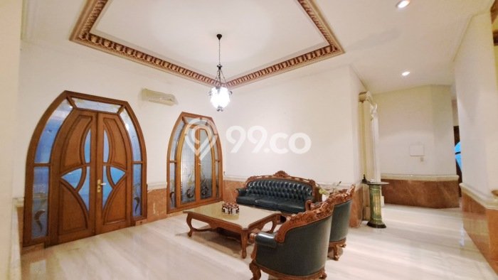 Dijual Rumah Premium dengan Fasilitas Sekitar Komplit di Wiyung, Surabaya Dijual Rumah Premium dengan Fasilitas Sekitar Komplit di Wiyung, Surabaya