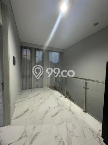Dijual Rumah Mewah Elegan Dengan View Eksklusif di Pakuwon CIty, Surabaya Dijual Rumah Mewah Elegan Dengan View Eksklusif di Pakuwon CIty, Surabaya