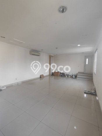 Kantor Dijual di Surabaya LT 700m2 & LB 420m2 Lokasi Terbaik! Kantor Dijual di Surabaya LT 700m2 & LB 420m2 Lokasi Terbaik!