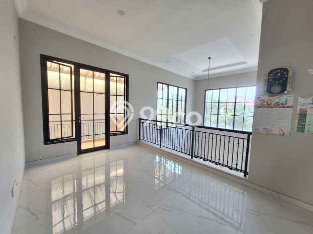 Best Deal Hunian Mewah Ideal dan Luas di Lakarsantri, Surabaya Best Deal Hunian Mewah Ideal dan Luas di Lakarsantri, Surabaya