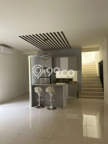 Hunian Mewah Siap Huni LT 240m2 di Wiyung, Surabaya Hunian Mewah Siap Huni LT 240m2 di Wiyung, Surabaya