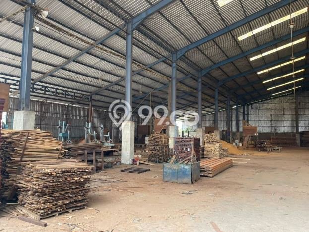 Gudang Disewakan Lokasi Krian Sidoarjo Harga Spesial! Gudang Disewakan Lokasi Krian Sidoarjo Harga Spesial!