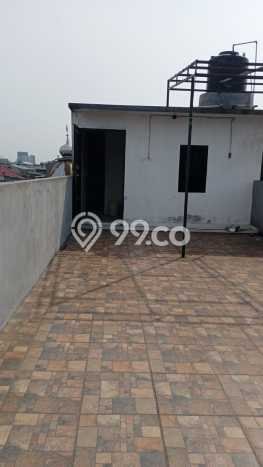 Disewakan Ruko Premium di Jelambar, Luas 300m², Jalan Utama Disewakan Ruko Premium di Jelambar, Luas 300m², Jalan Utama